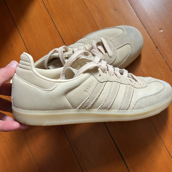 Samba OG Sneaker (Women) size 9.5
Width: medium
Color: sand / strata - Picture 2 of 12